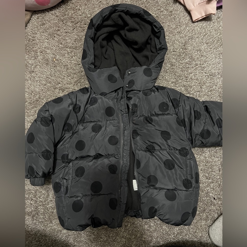 black hooded polka dot puffer